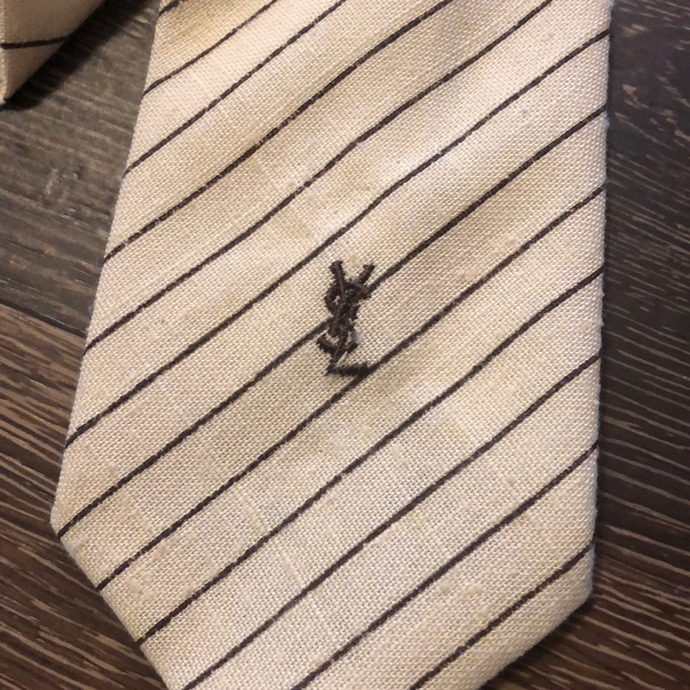 Yves Saint Laurent New York / Paris tan w/brown - Picture 3 of 5